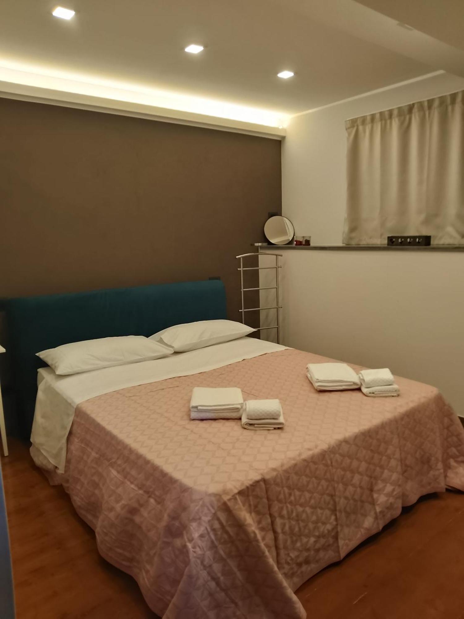 Al Cortile Apartment Santa Maria di Licodia